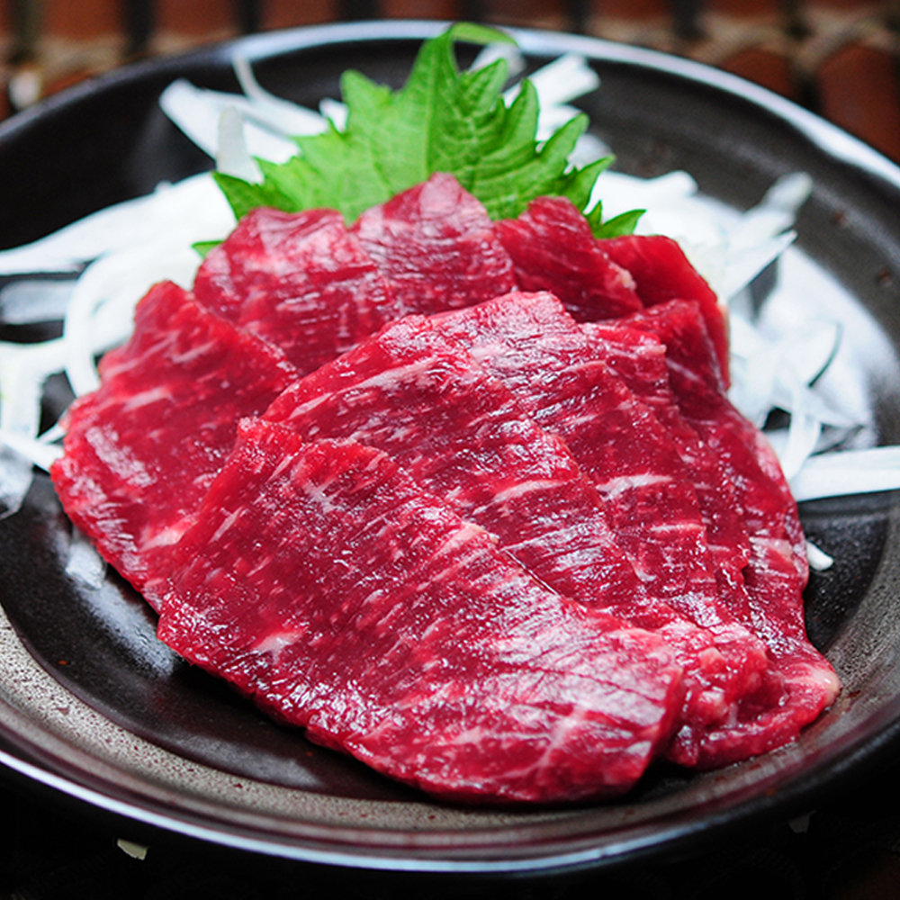 新鮮馬刺し ロース 約100gカット 個食包装 衛生検査合格品 馬刺し専用醤油・しょうが・にんにく付き